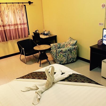 Thoulasith Guesthouse Луанг Намта Екстериор снимка